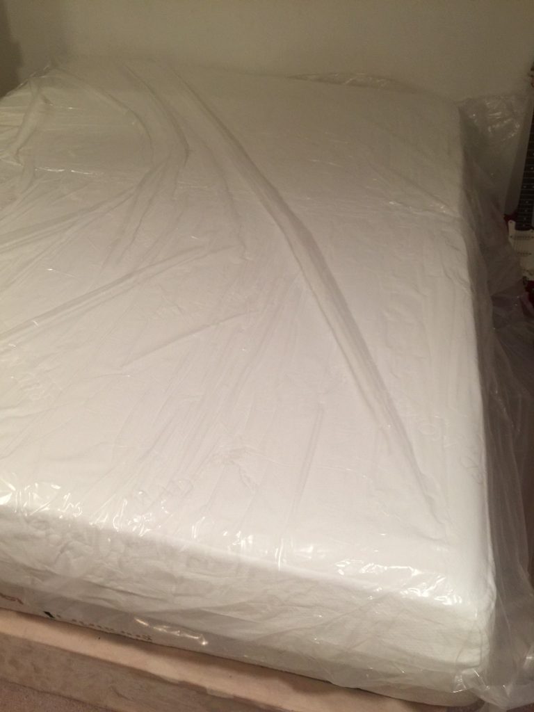 Red Nomad 10-inch mattress expanded